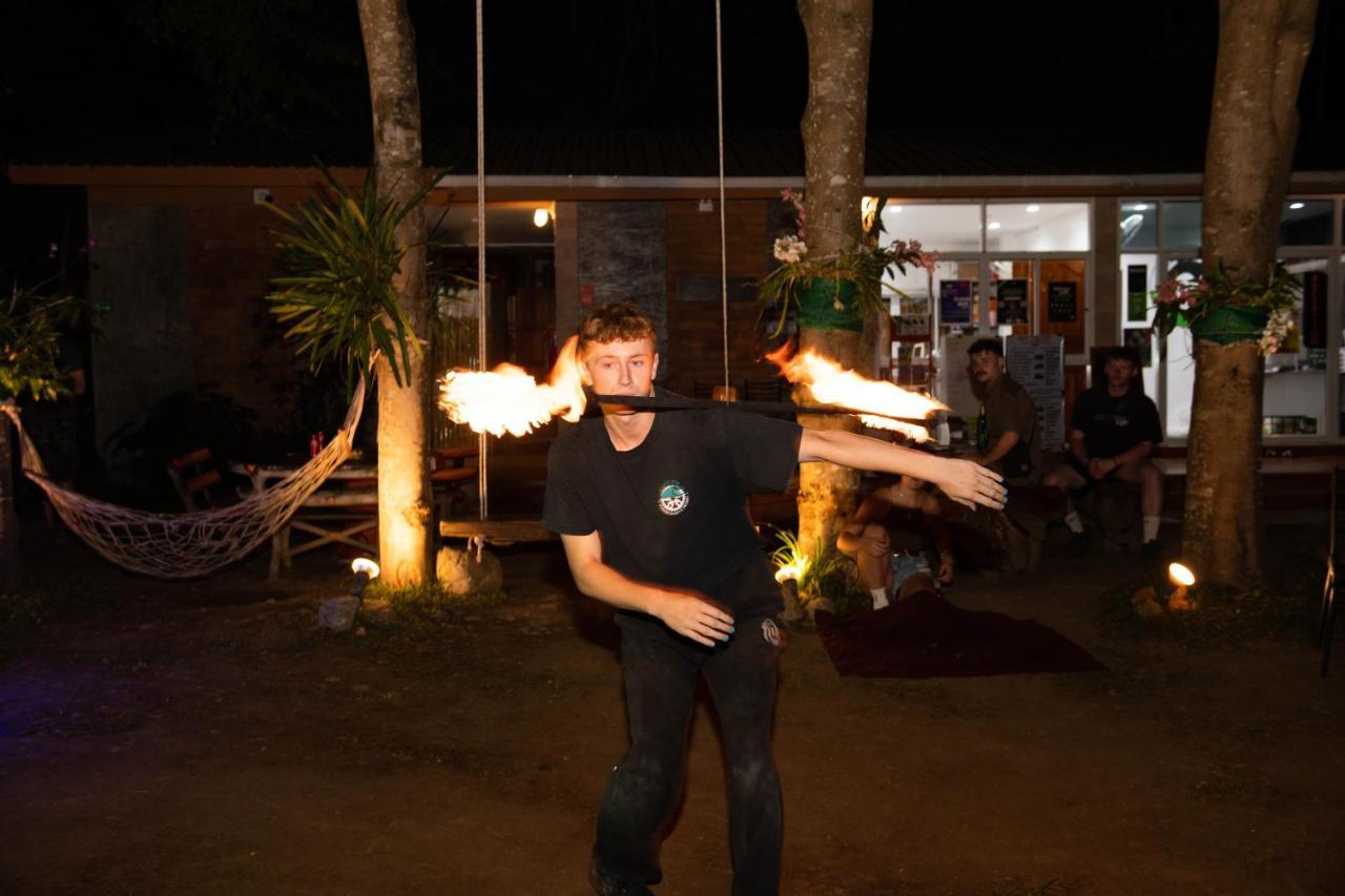 Hostel Mad Monkey Pai Exteriér fotografie